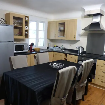 Casa de Férias D'est En Ouest Montcuq